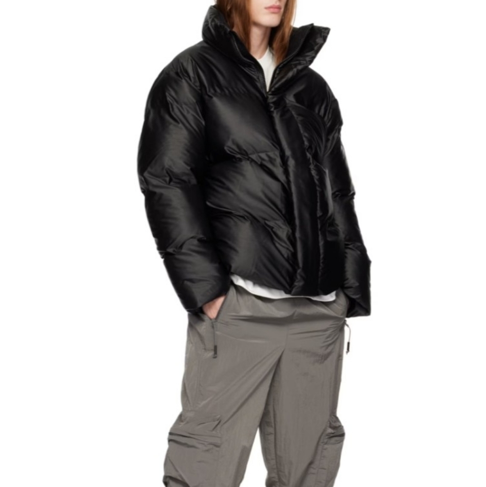 RAINS Black Bator Puffer Jacket